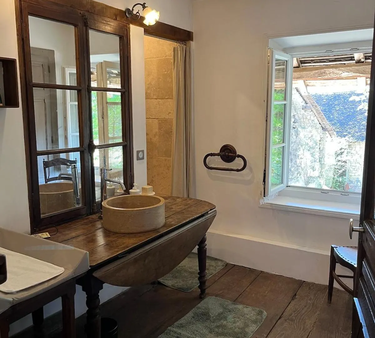 Charmante Maison De Famille Rustique A La Campagne Groslee 别墅