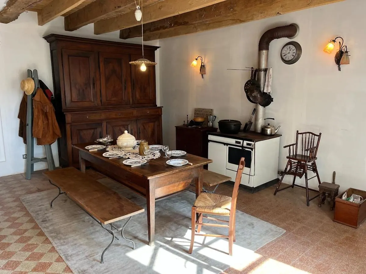 Charmante Maison De Famille Rustique A La Campagne Groslee 法国