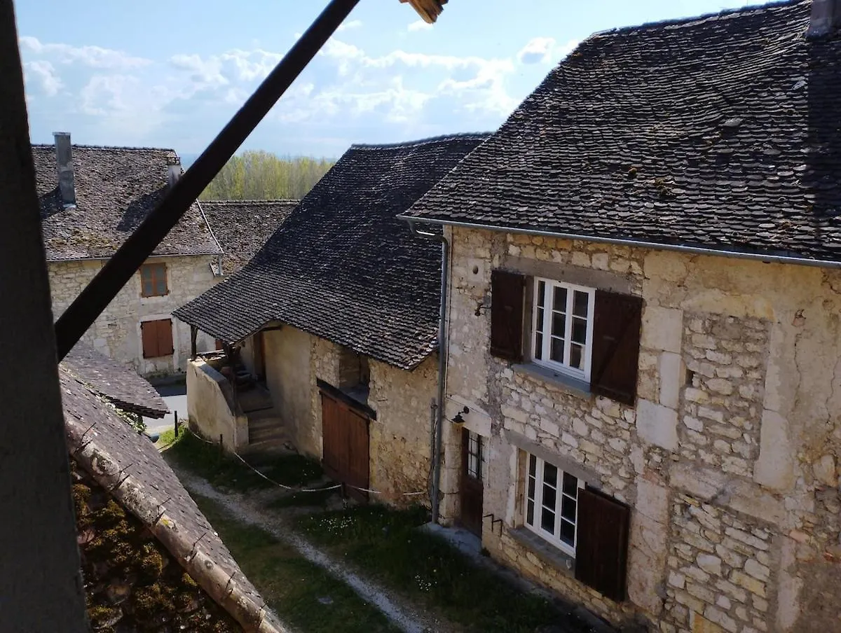 Charmante Maison De Famille Rustique A La Campagne Groslee 别墅